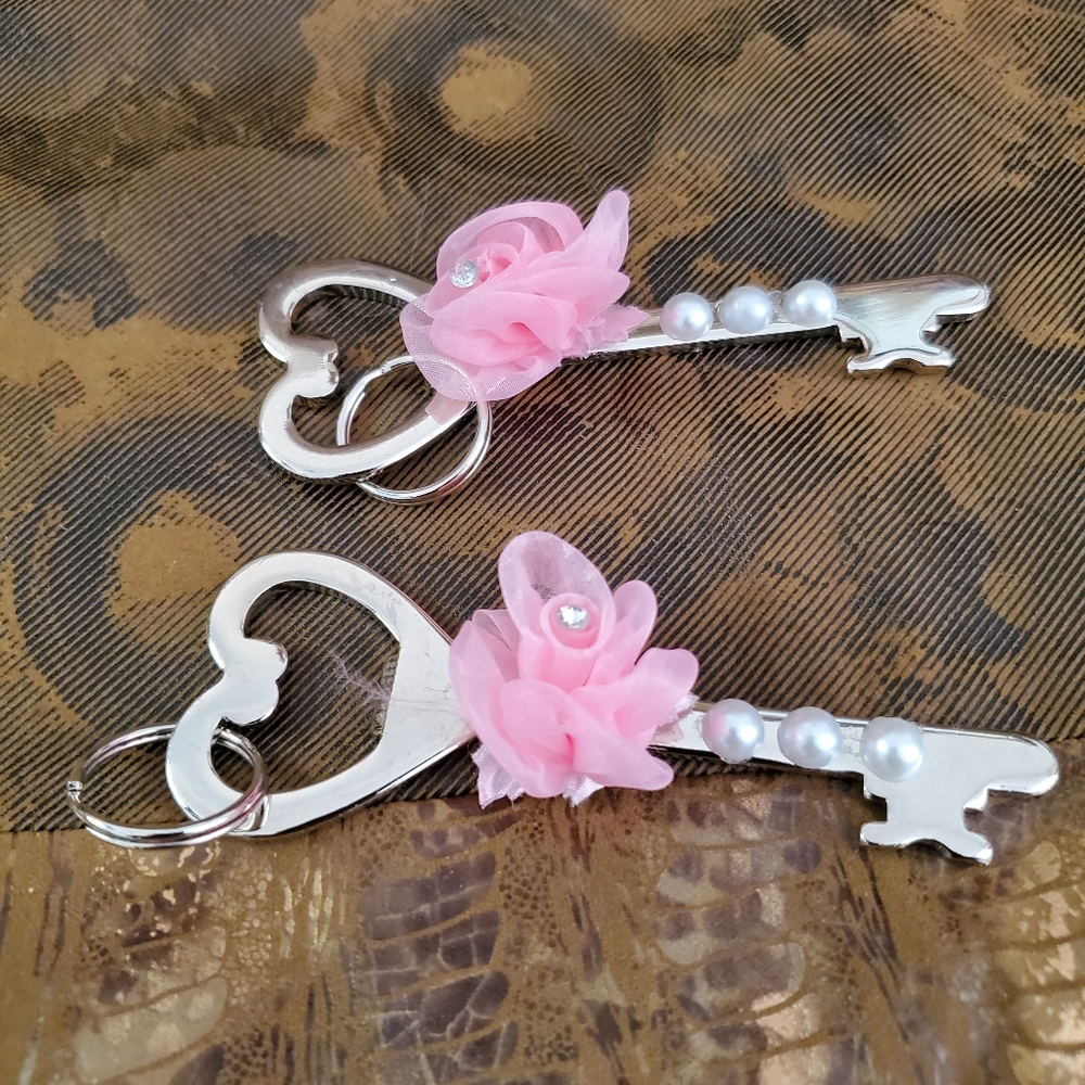 Keychains - Picture 2 of 3